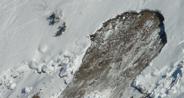 На Новый год снег будет только в Карпатах, но там опасно из-за риска схода лавин