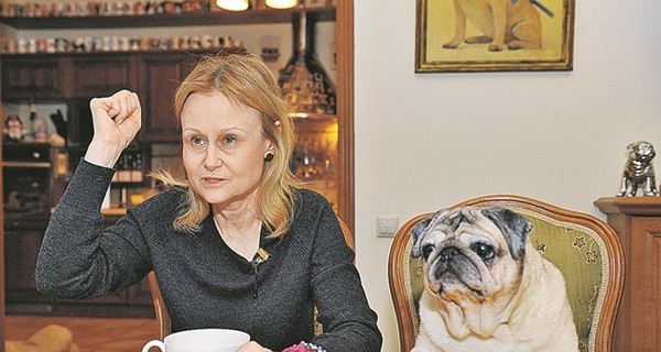 Дарья Донцова ответила на слухи о своей смерти: Я здорова как корова!