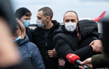 Было трудно, но мы выдержали: в Украину вернулись моряки, задержанные в Ливии пять лет назад 