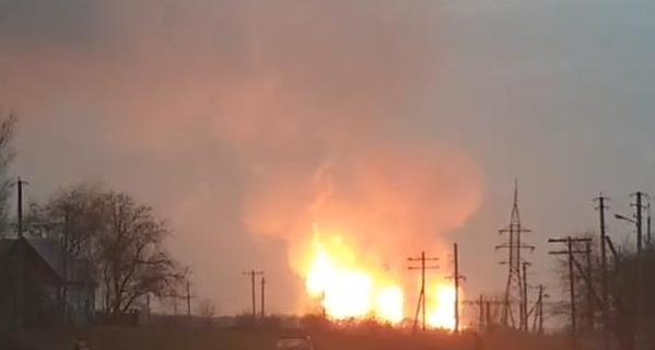 Мощный взрыв под Полтавой: горит магистральный газопровод Уренгой-Помары-Ужгород