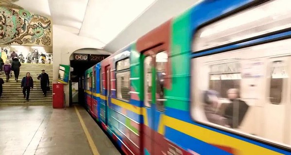 Киевское метро из-за коронавируса потеряло половину пассажиров
