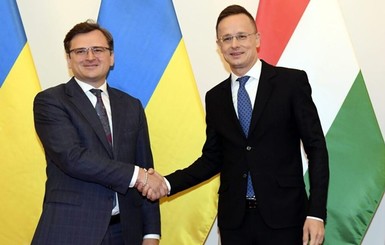 Главы МИД Украины и Венгрии договорились о встрече, чтобы уладить конфликты между странами