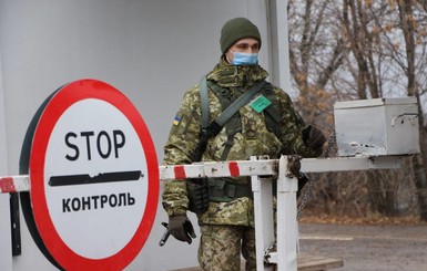Два раза в неделю по спискам: как приехать и уехать из Донецка