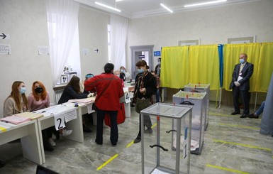 Повторные выборы мэров: в Борисполе победил кандидат от “Евросолидарности”, а в Броварах - действующий глава