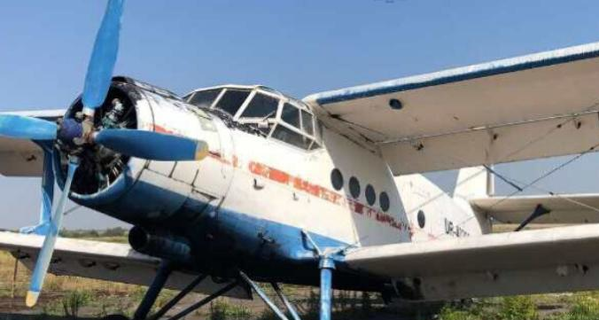 Конфискованный у контрабандистов самолет подарили военным из Николаева