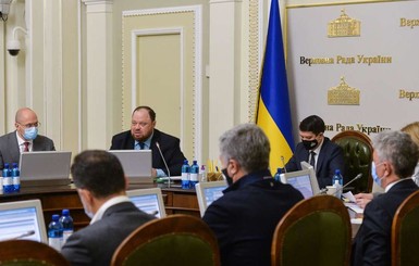 Чем займутся депутаты 26 января: Наделят украинцев правом отменять законы и легализуют коллекторов