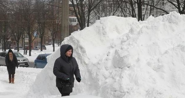 Ухудшение погоды в Украине: 40 сантиметров снега, красный уровень опасности