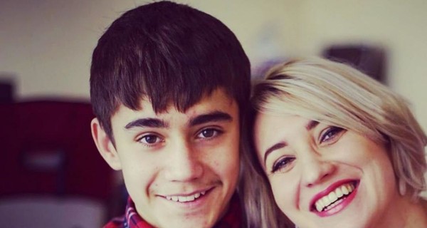 Тетя избитого в Париже мальчика: Его участие в банде - неподтвержденные глупости