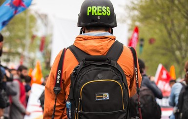 Депутаты увеличили штрафы за препятствование работе журналистов