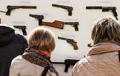Депутаты хотят разрешить огнестрел: кто получит и чем это закончится