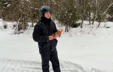 В Карпатах сноубордист упал в ущелье