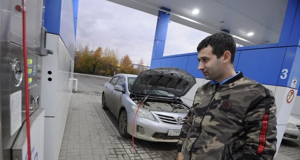 Как санкции против ТВ-каналов Медведчука повлияют на цены на бензин и автогаз