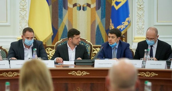 Украинцы готовы полностью перезагрузить власть в стране