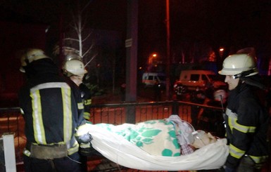 Семьям погибших на пожаре в запорожской больнице выплатят по 50 тысяч гривен