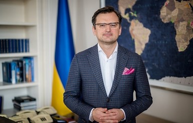 Кулеба анонсировал сюрприз ко Дню независимости Украины: привезут 
