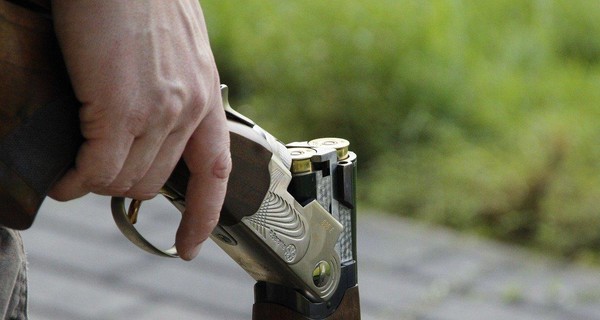 На Львовщине мужчина во время ссоры пальнул из ружья в двух человек