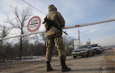 На блокпосту в Донбассе застрелили водителя, который не остановился по просьбе военного