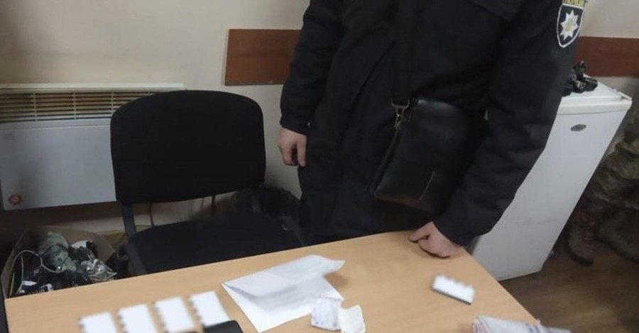 В Чернигове 10-летняя девочка отдала мошенникам более 50 тысяч гривен за 