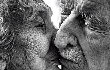 80 лет вместе: обложку Vanity Fair ко Дню влюбленных украсили пенсионеры