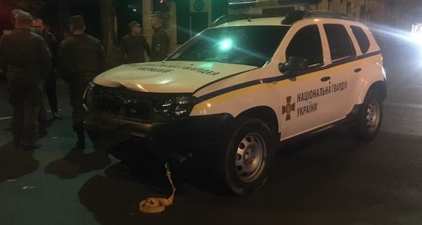 В Одессе нацгвардейцы на служебной машине устроили аварию