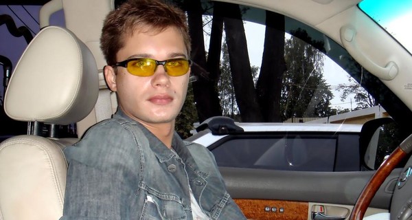 СМИ: Рроссийского певца арестовали за убийство