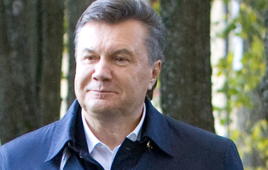 Из-за того что адвокаты Януковича уехали в Москву, суд над экс-президентом перенесли