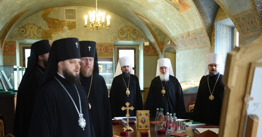 Православная церковь Украины сделала заявление накануне выборов