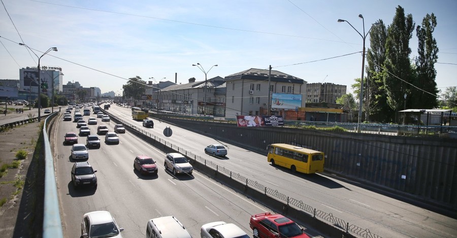 Киев оспорит отмену переименования Московского проспекта в Бандеры из-за 