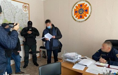 Пожары на Луганщине: одному из начальников ГСЧС в области сообщили о подозрении 