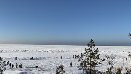 Балтийское море замерзло