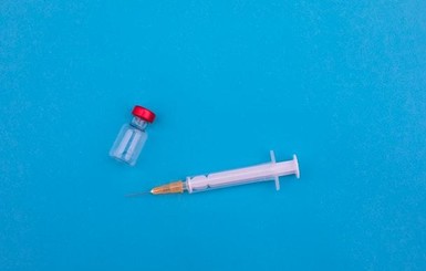 В Японии началась вакцинация от коронавируса