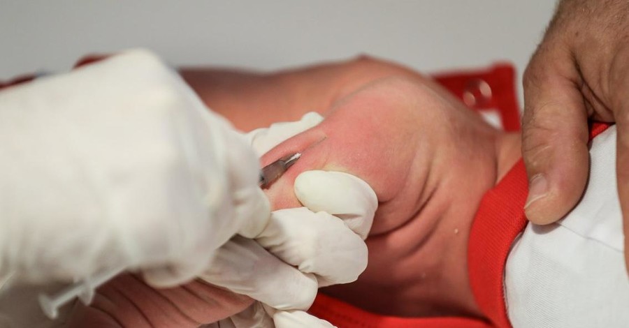 В Украине закончилась вакцина БЦЖ. Тысячи младенцев рискуют подхватить туберкулез