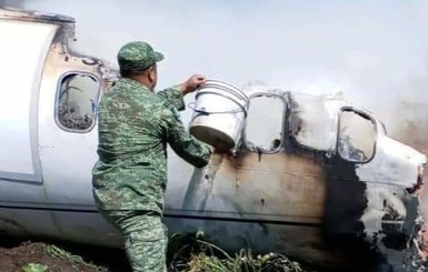 В Мексике разбился самолет с военными, погибли шестеро