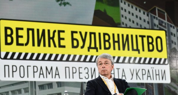 Ткаченко назвал культурные памятники Украины, которые реставрируют в 2021 году
