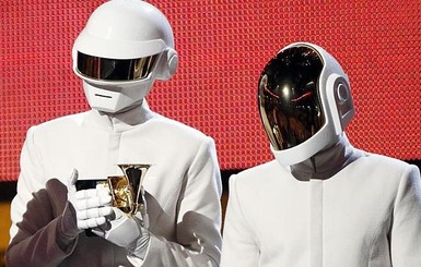 Распалась знаменитая группа Daft Punk, музыканты которой скрывали свои лица