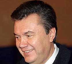 Януковичу благодарен Ющенко и Тимошенко за подарки 