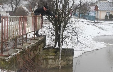 Жителей запада Украины предупредили о подъеме воды в реках