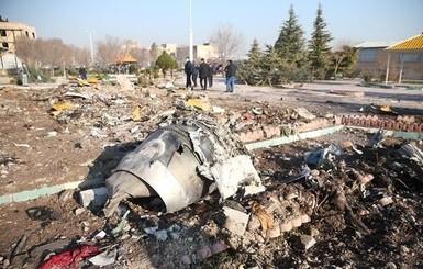 Украина передала Ирану замечания к проекту технического отчета по сбитому самолету МАУ в Тегеране