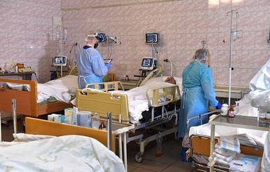 В Украине за сутки заболели коронавирусом 5 572 человека