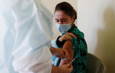 В Минздраве недовольны темпом вакцинации украинцев от коронавируса 