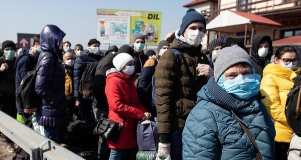 Почему украинцы уезжают на заработки за границу