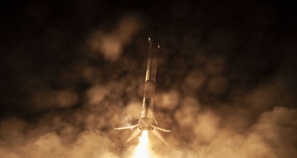 SpaceX успешно запустила новую партию спутников