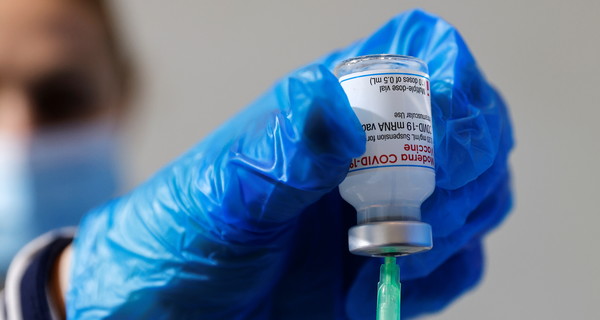 Вакцинация в Украине: за сутки  Covishield получили почти девять тысяч человек