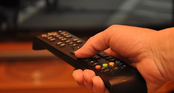 Политический обозреватель: Похоже, украинские власти осознали, что в США не поддерживают запрет телеканалов в Украине