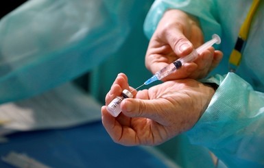 Черновицкая область завершила первый этап вакцинации от коронавируса