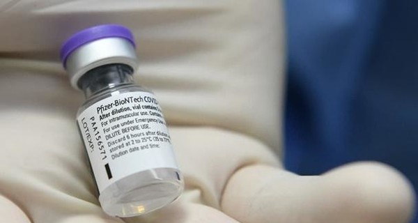 К нам снова едет Pfizer - украинцам назвали новые сроки поставок вакцины 