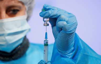 Можно ли уколоться разными вакцинами: 10 важных вопросов о прививках