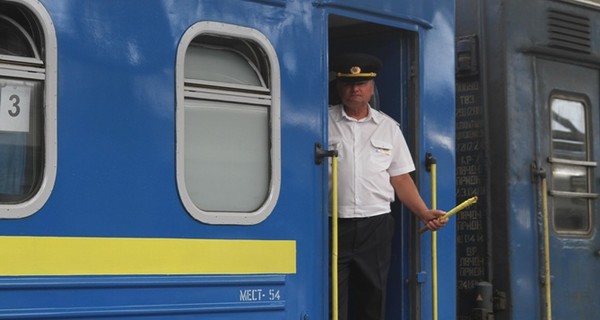 Укрзализныця грозит остановить все поезда: трудовой коллектив в отчаянии 