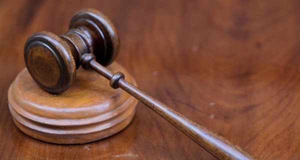 Судью из Закарпатской области посадили на пять лет за взятку