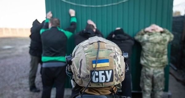 Экс-нардепа Семенченко и 